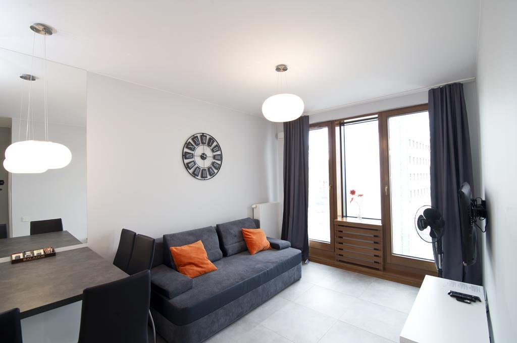 Goodnight Warsaw Apartments Dzielna 72 Εξωτερικό φωτογραφία